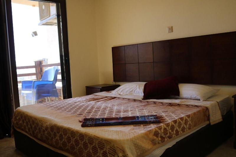 Mass Paradise Hotel image