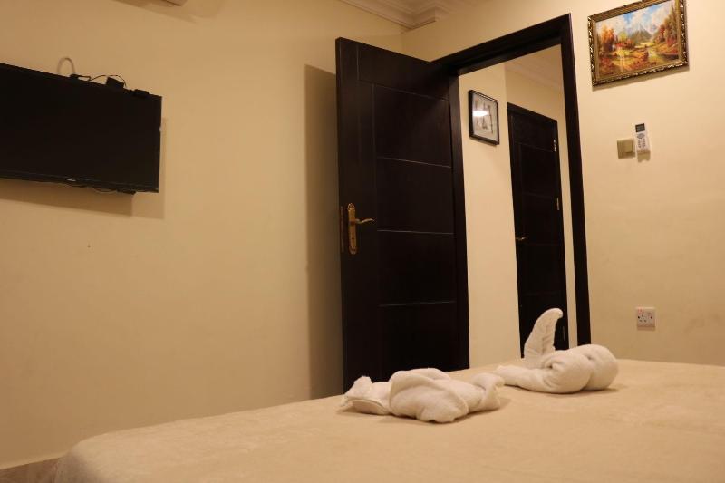 Mass Paradise Hotel image