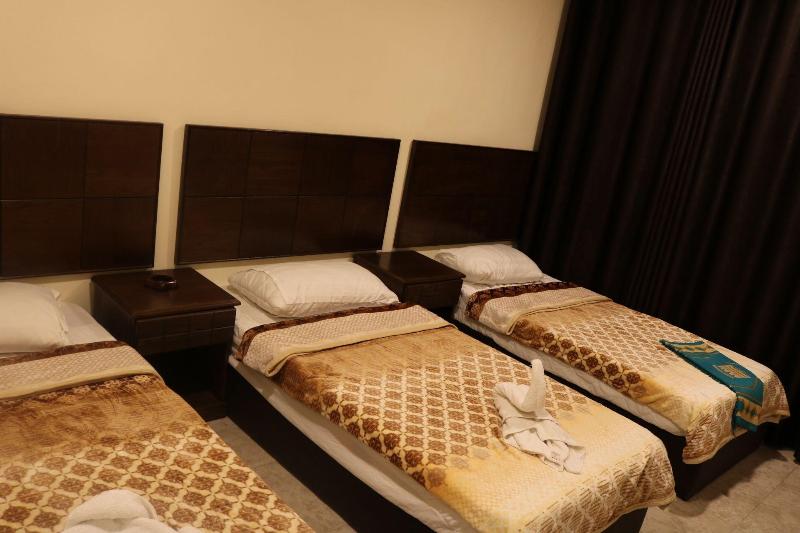 Mass Paradise Hotel image