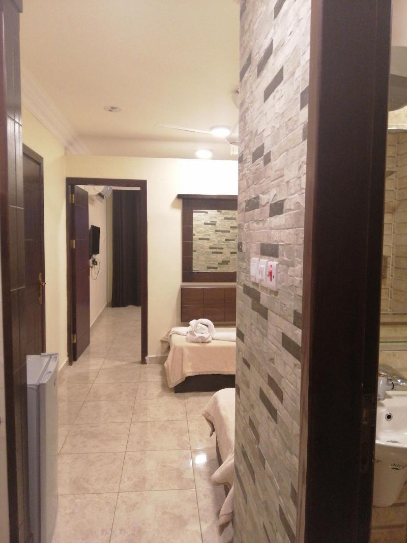 Mass Paradise Hotel image