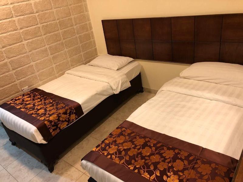 Mass Paradise Hotel image