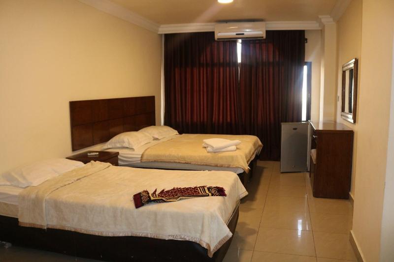 Mass Paradise Hotel image