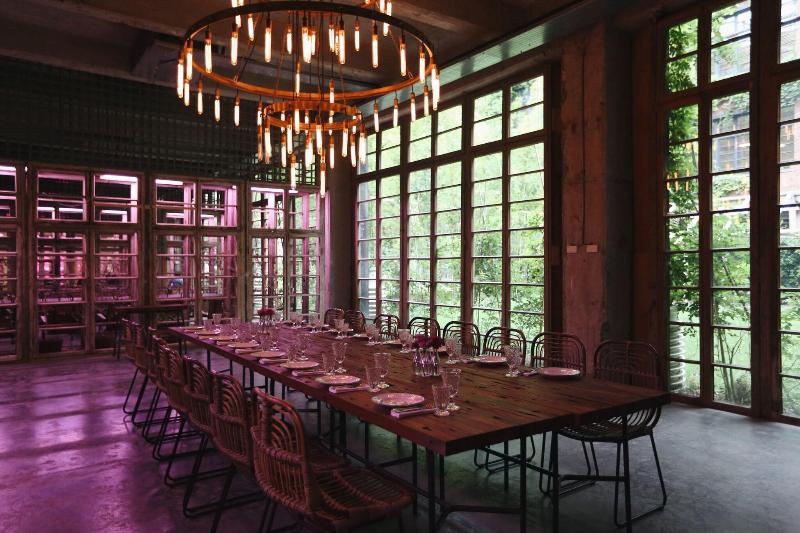 Stamba Hotel image