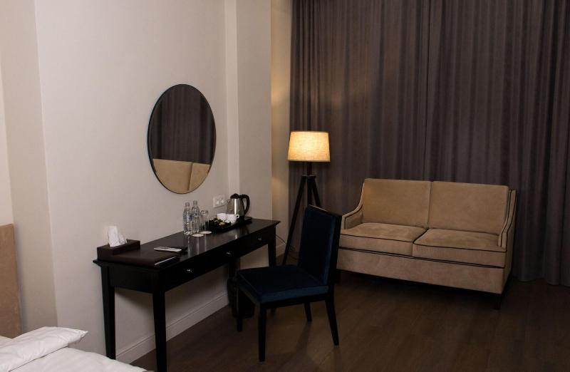Madison Hotel image
