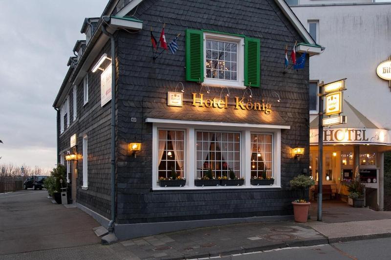 Hotel König image