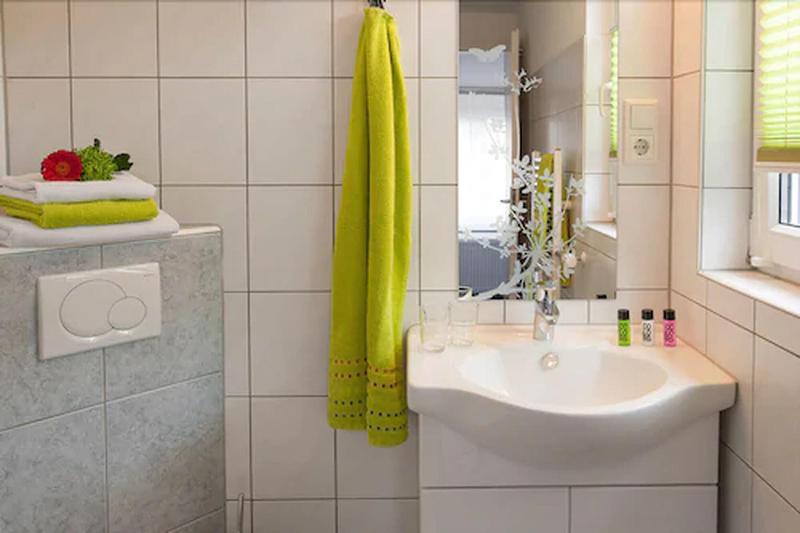 Hotel König image