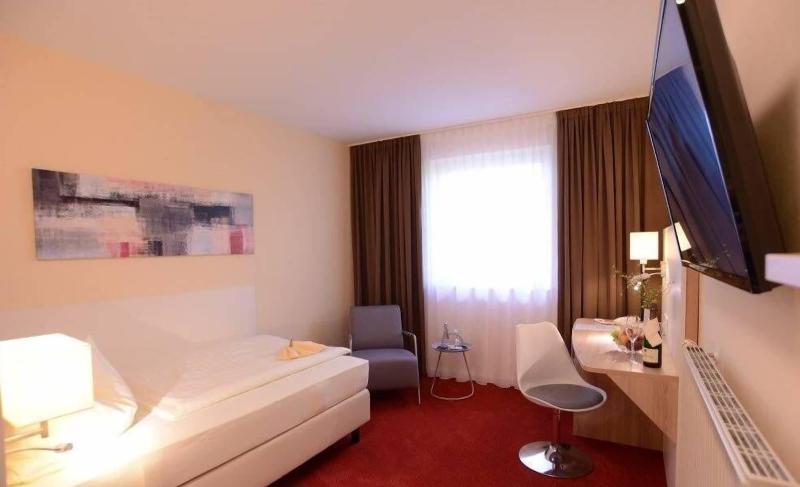 Hotel Montana Diemelstadt image