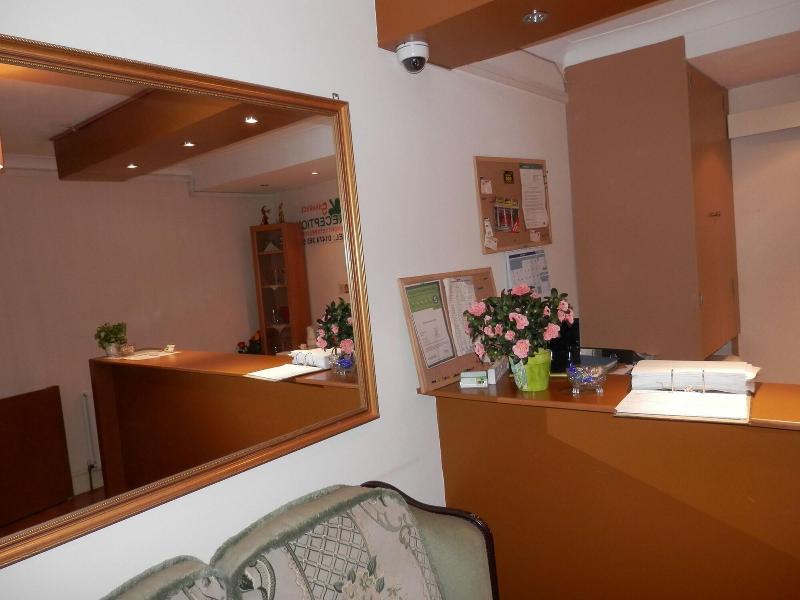Shamrock Guest House image