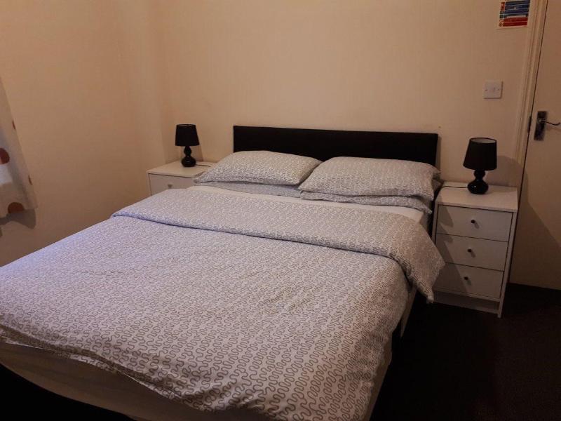 Shamrock Guest House image
