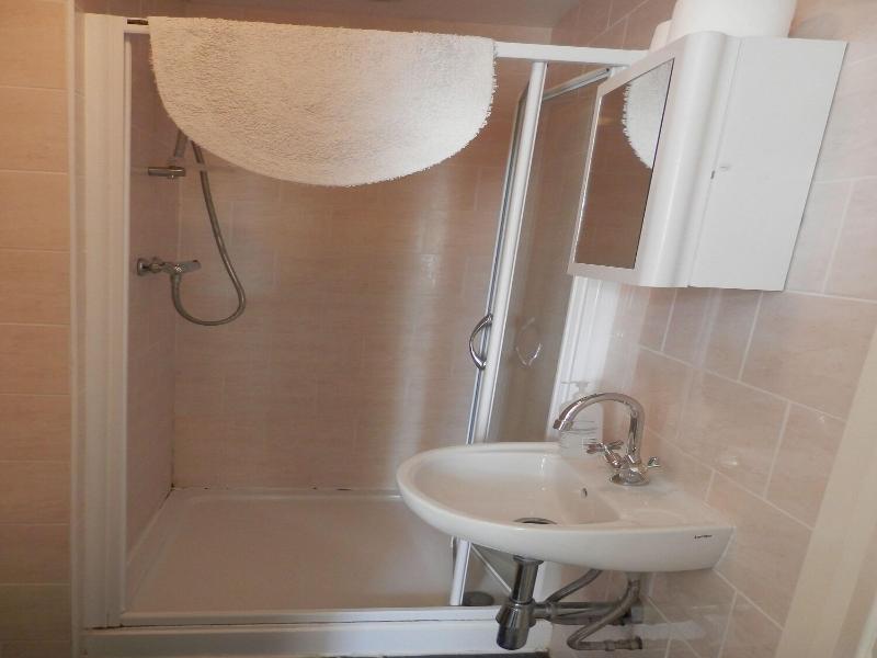 Shamrock Guest House image