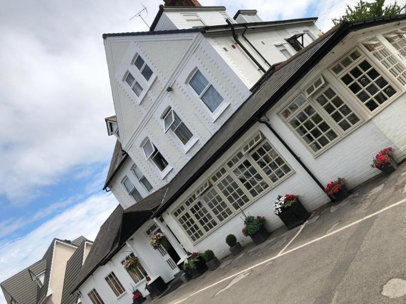 Woodcote Hotel image