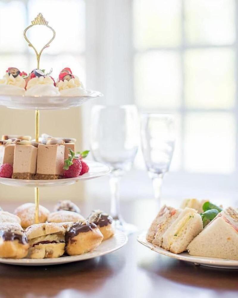 Woodcote Hotel image