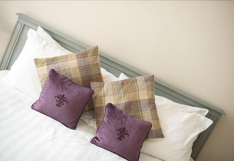 Woodcote Hotel image
