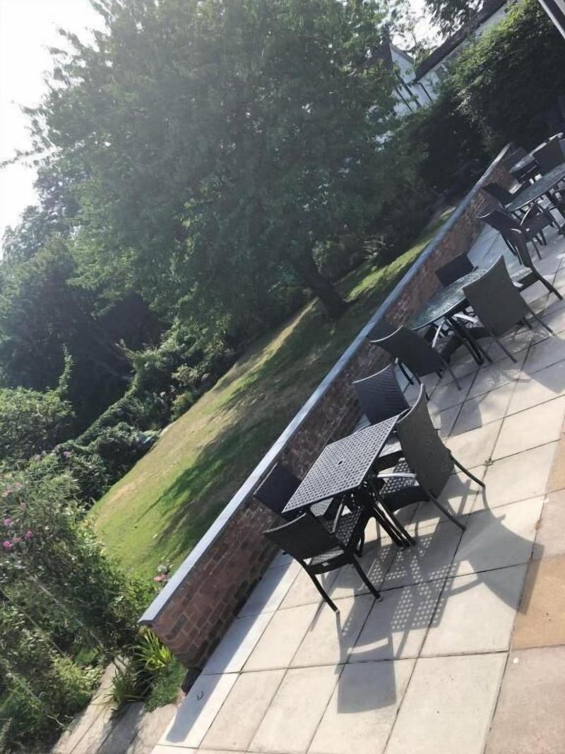 Woodcote Hotel image
