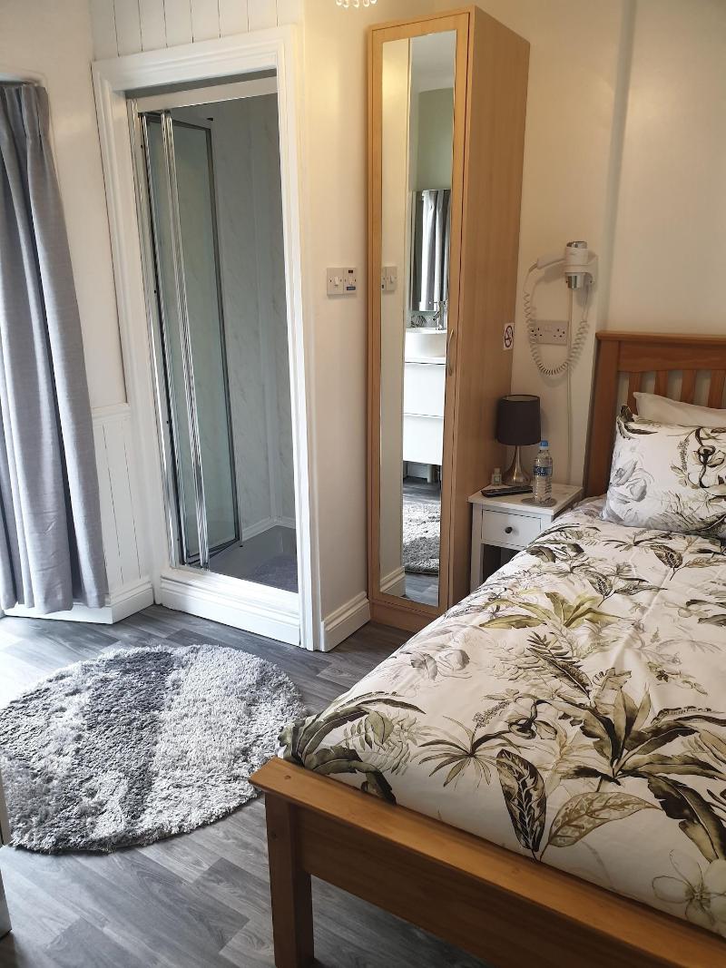 Bay Lodge image