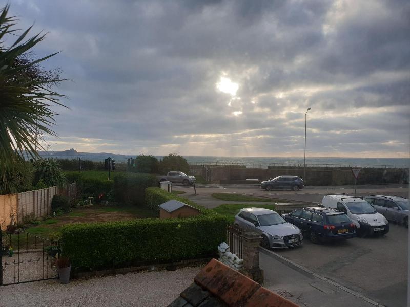 Bay Lodge image