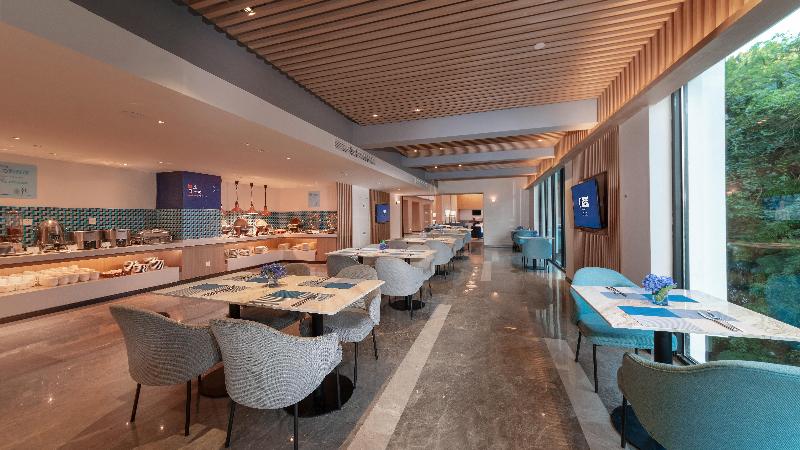 Holiday Inn Express E'Mei Qiliping image