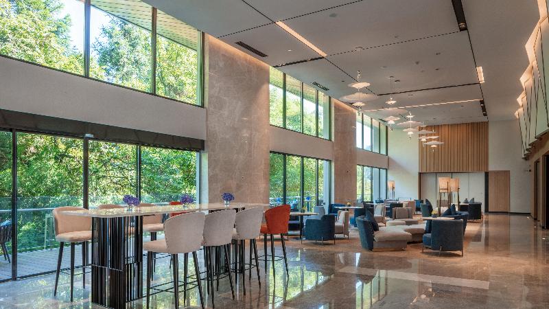 Holiday Inn Express E'Mei Qiliping image
