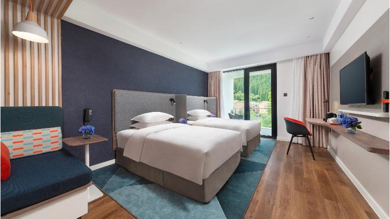 Holiday Inn Express E'Mei Qiliping image