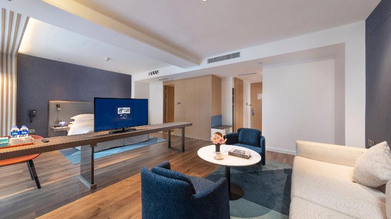 Holiday Inn Express E'Mei Qiliping image