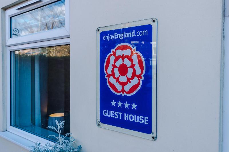 Holcombe Guest House image