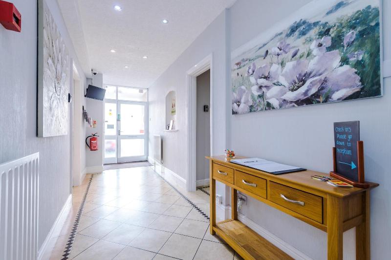 Holcombe Guest House image