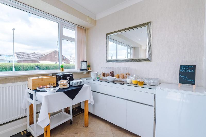 Holcombe Guest House image