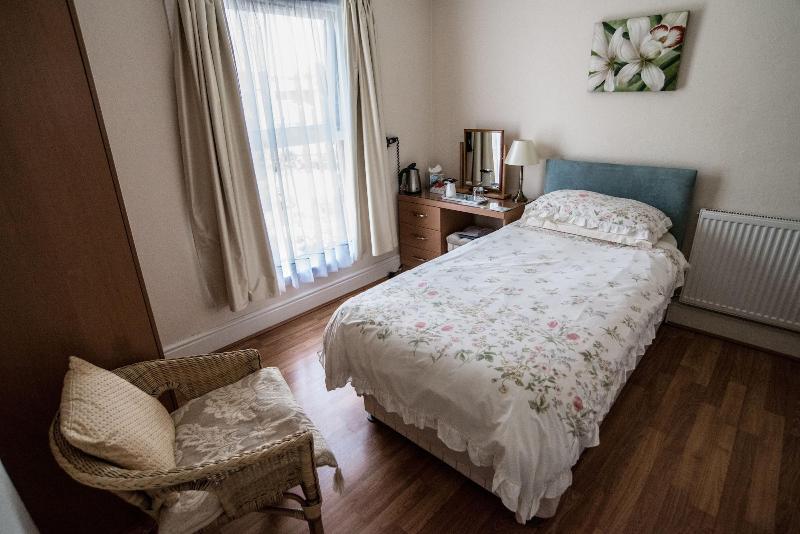 Holcombe Guest House image