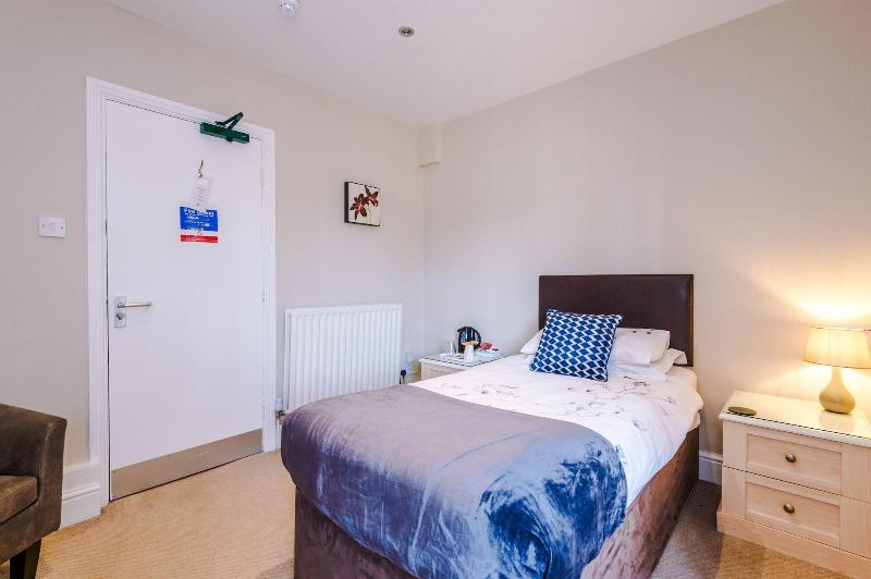 Holcombe Guest House image