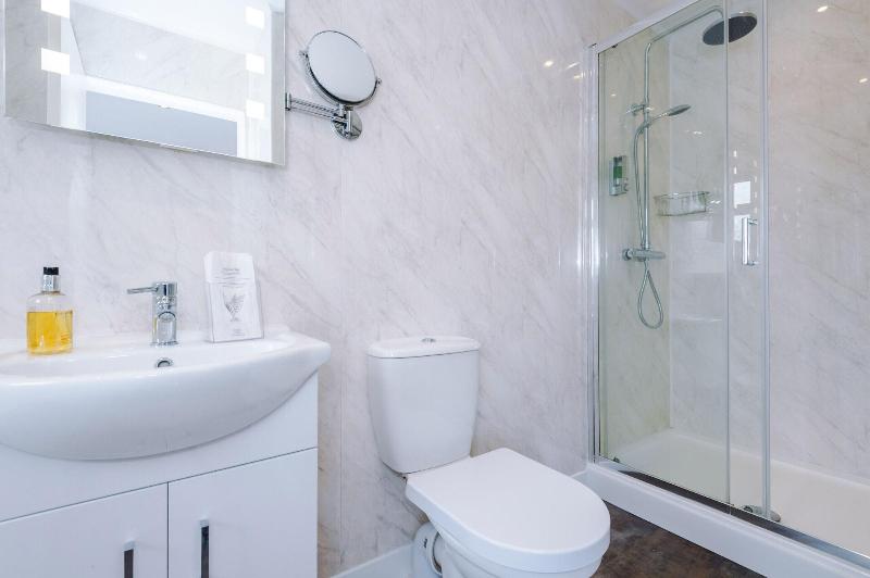 Holcombe Guest House image