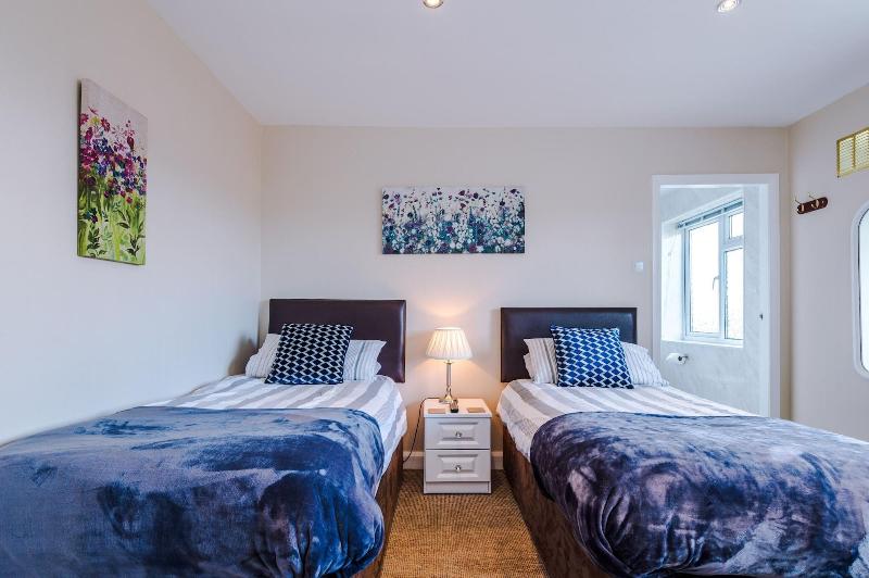 Holcombe Guest House image