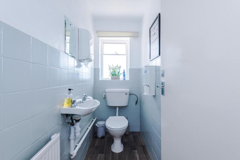 Holcombe Guest House image