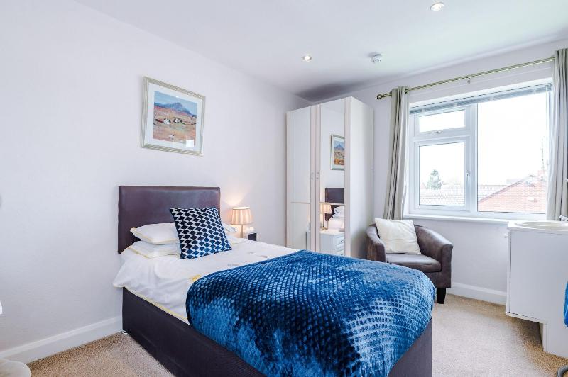 Holcombe Guest House image