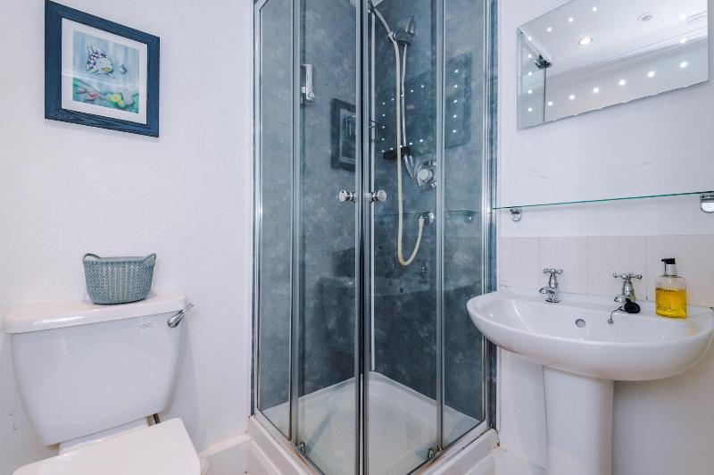 Holcombe Guest House image