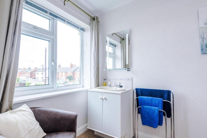 Holcombe Guest House image