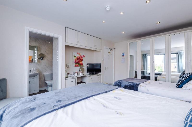 Holcombe Guest House image