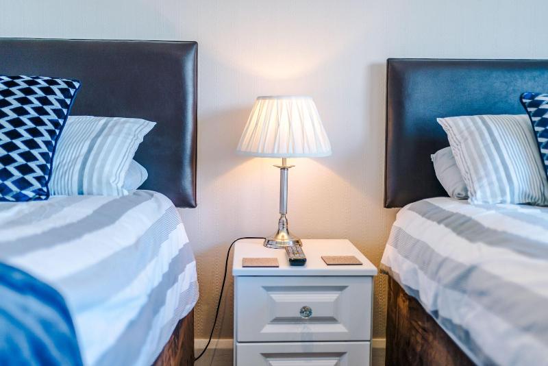 Holcombe Guest House image