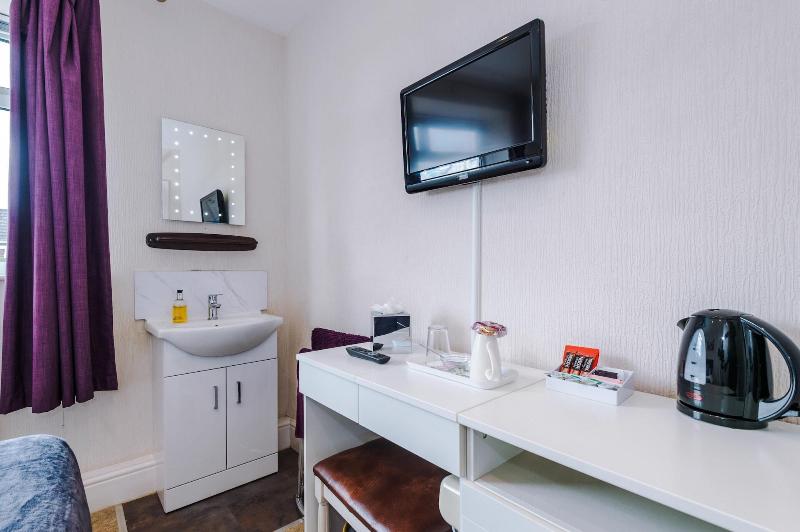 Holcombe Guest House image
