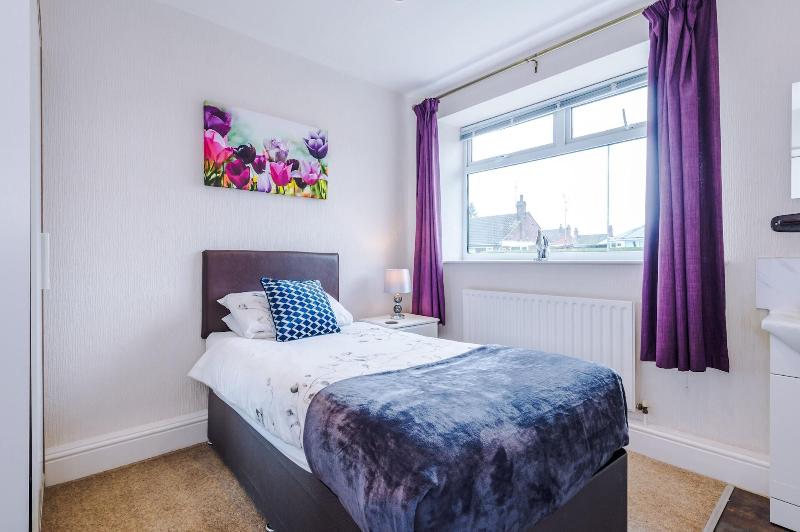 Holcombe Guest House image