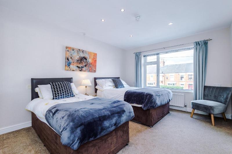 Holcombe Guest House image