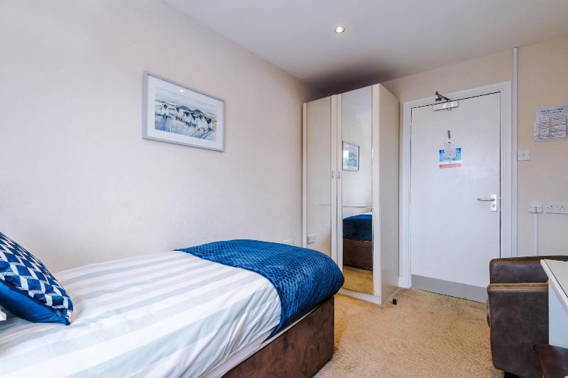 Holcombe Guest House image