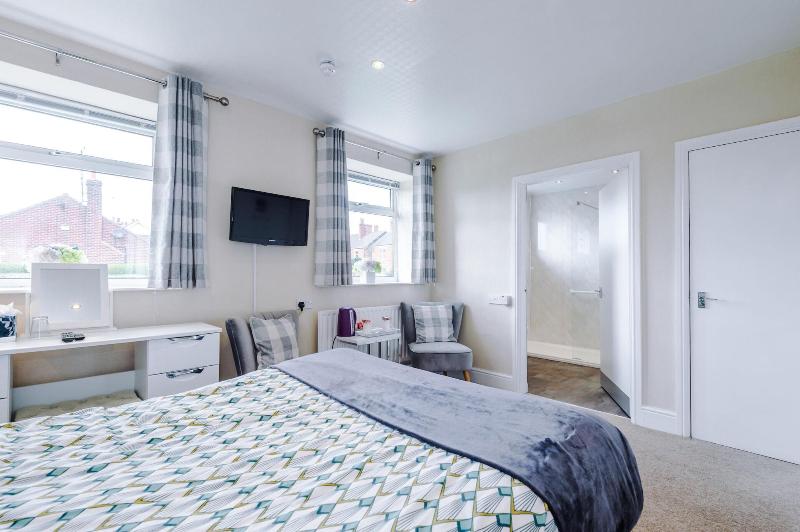 Holcombe Guest House image