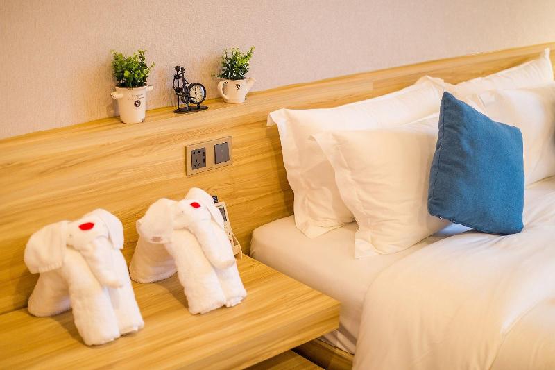 Q Hotel 3
