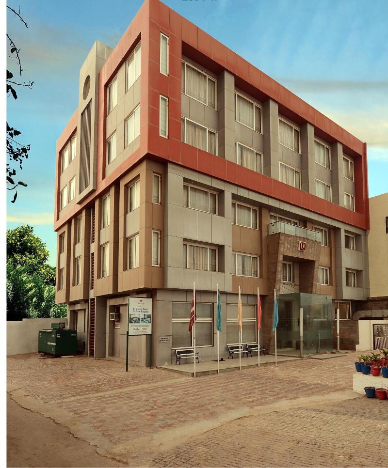 Dwarikadish Lords Eco Inn Dwarika image