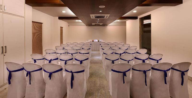 Dwarikadish Lords Eco Inn Dwarika image