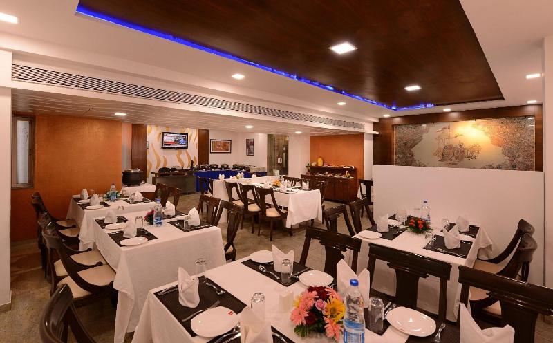 Dwarikadish Lords Eco Inn Dwarika image