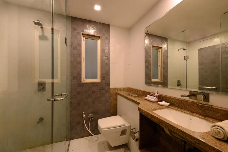 Dwarikadish Lords Eco Inn Dwarika image