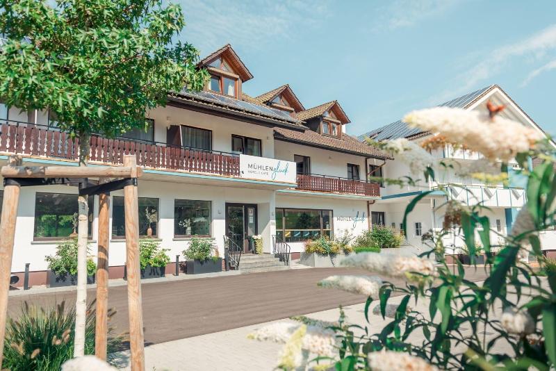Hotel & Café Mühlenglück image