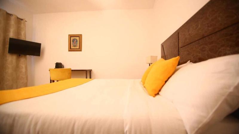 Hotel Illiyin image