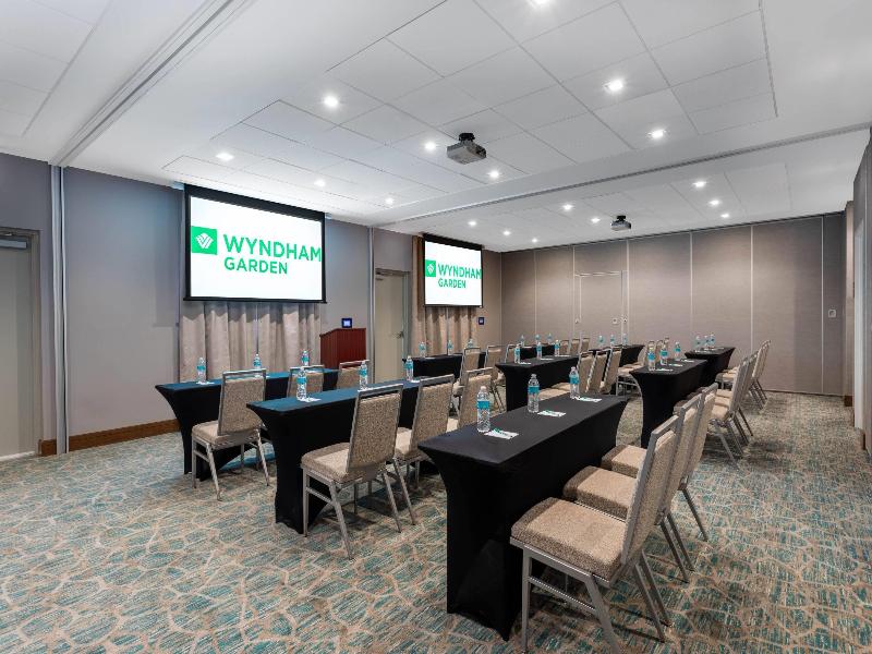 Wyndham Garden Miami International Airport image